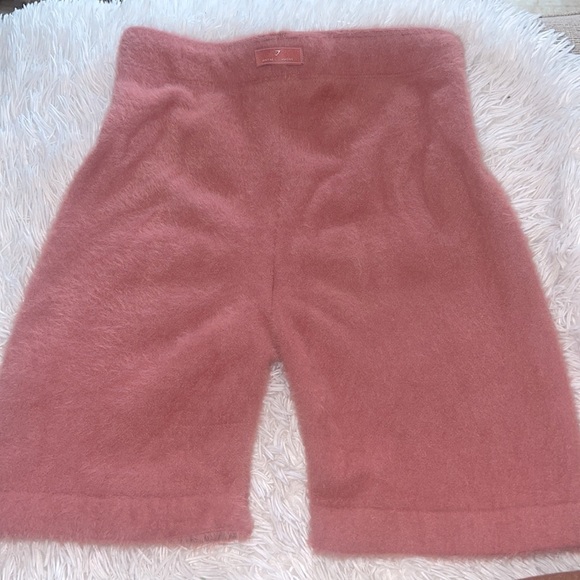 Gymshark DNU WHITNEY EYELASH KNIT SHORTS - Picture 5 of 6